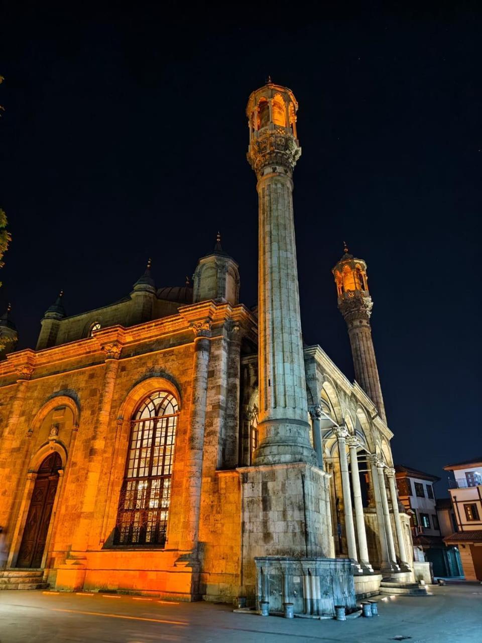 Eser Palas Oteli Konya Esterno foto